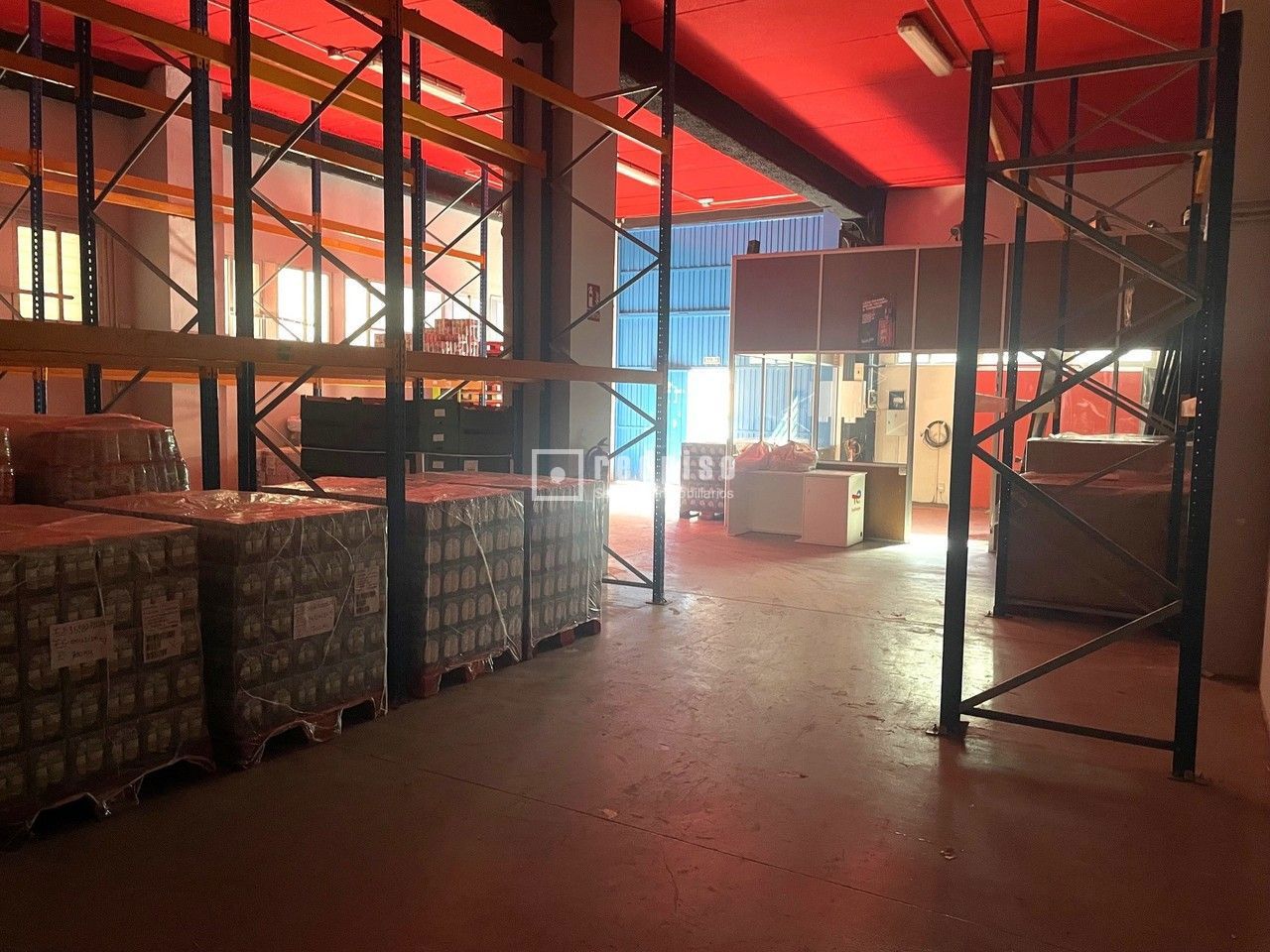 Industrial en venta en calle De Isabel Colbrand, Madrid, Madrid 7/12