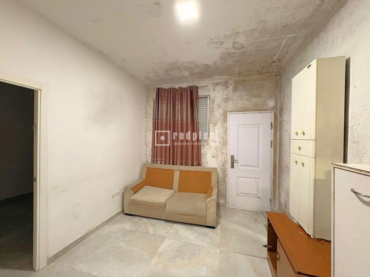 Local en venta en calle De Moncada, Villaverde, Madrid 6/10