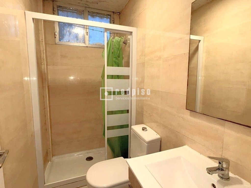 Local en venta en calle De Moncada, Villaverde, Madrid 4/10