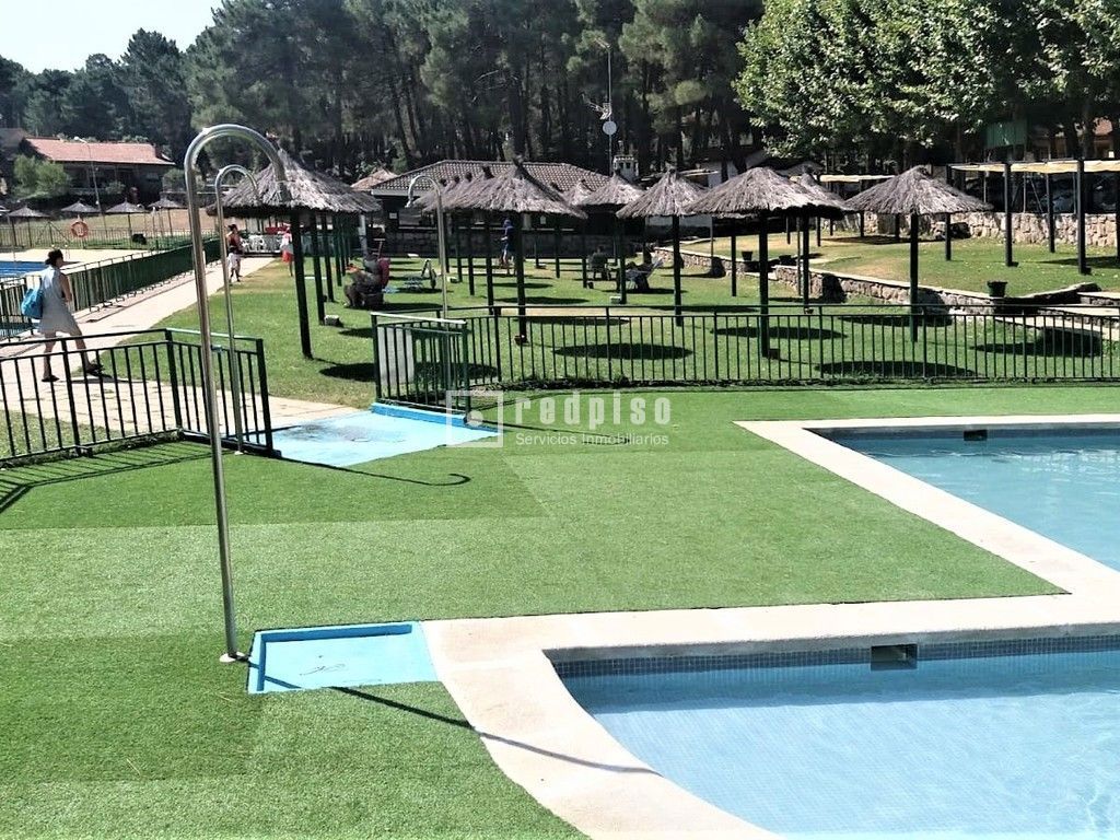 Casa en venta en  calle de Coruña, Cadalso de los Vidrios, Madrid  27/27