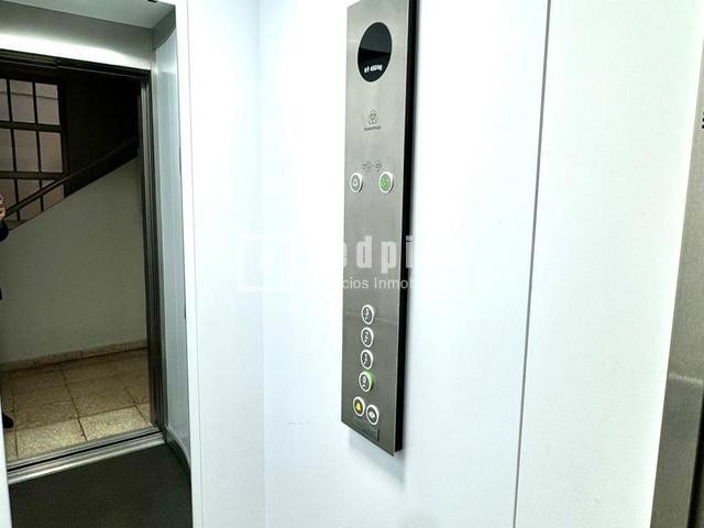 Piso en venta en  calle Tirso de Molina, Arteixo, A Coruña  31/37