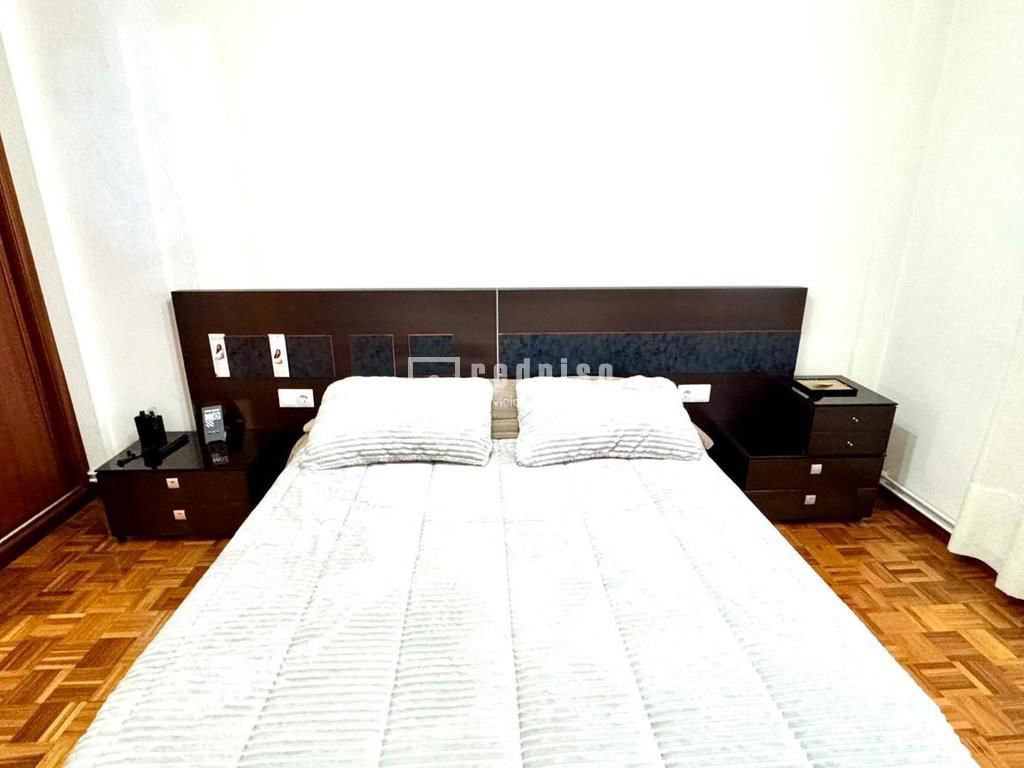 Piso en venta en  calle Tirso de Molina, Arteixo, A Coruña  3/37