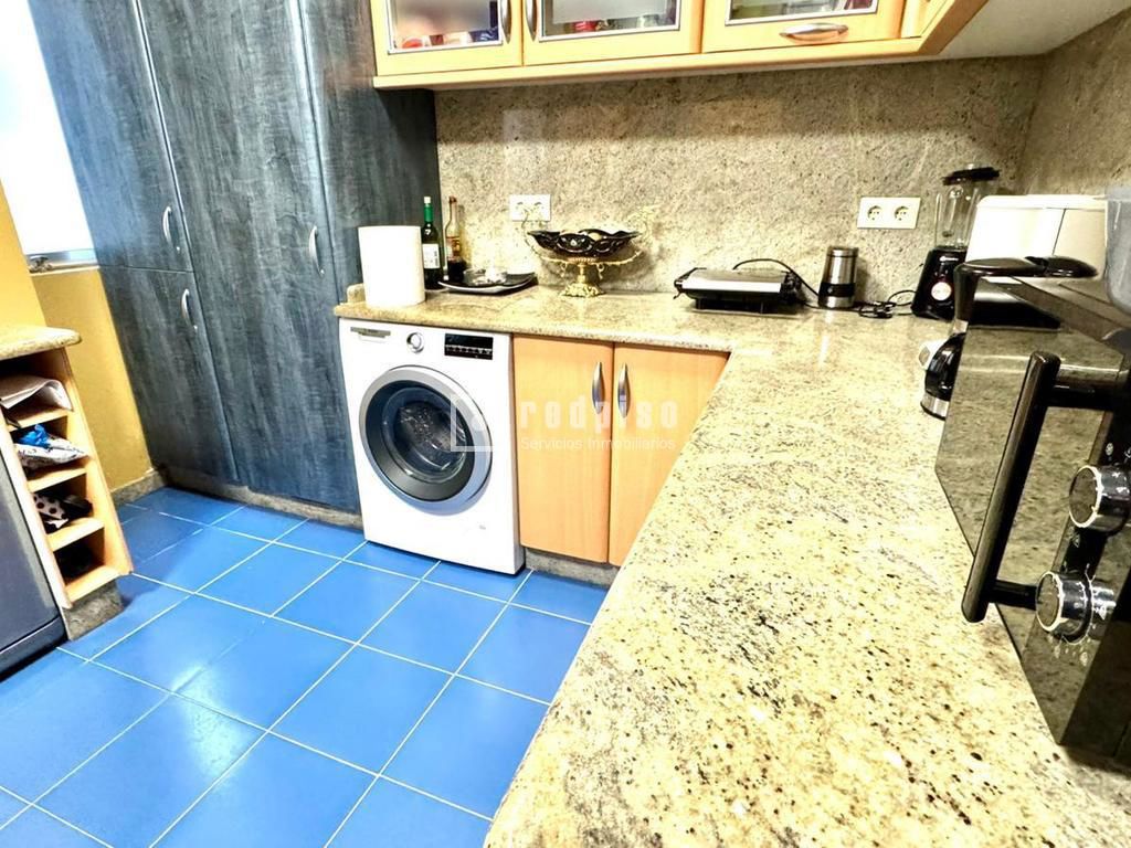 Piso en venta en  calle Tirso de Molina, 2, Arteixo, A Coruña  13/42