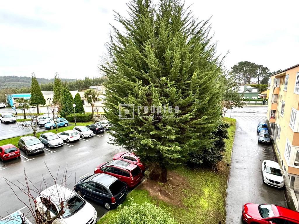 Piso en venta en  calle Tirso de Molina, 2, Arteixo, A Coruña  42/42