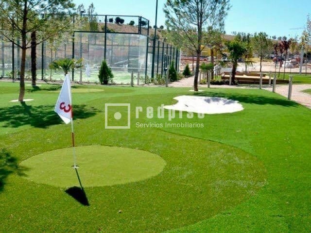 Piso en alquiler en  calle de Américo Castro, Madrid  29/30