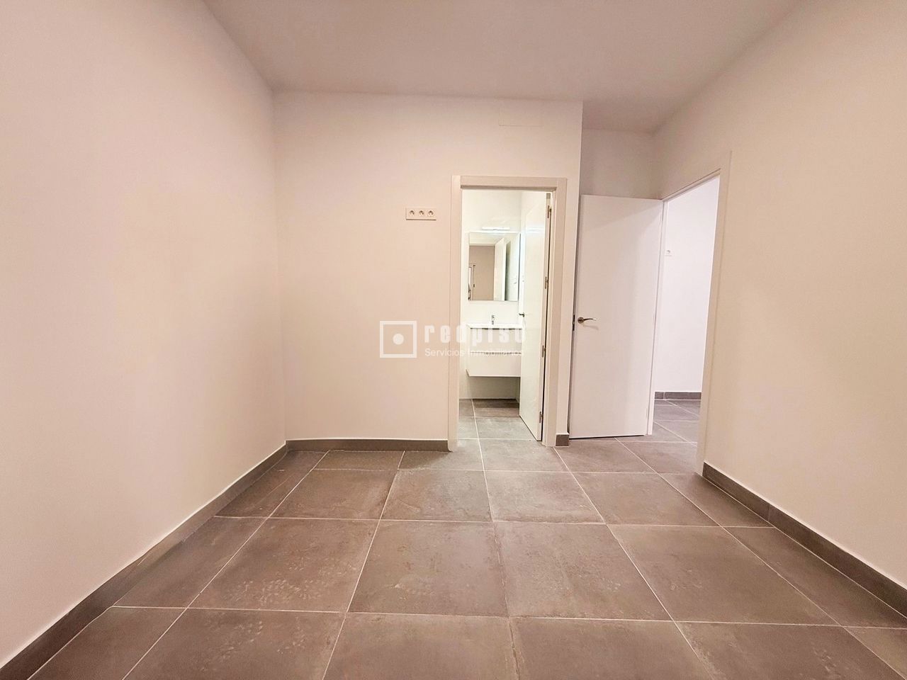 Piso en venta en avenida De Las Postas, Ciudad Jardín, Málaga 9/19