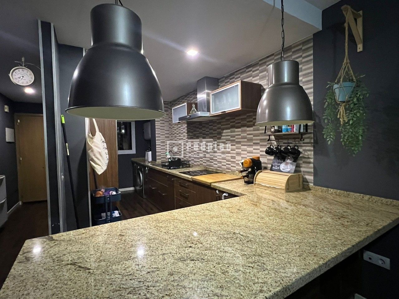 Piso en venta en calle De La Reina Doña Urraca, Fuengirola, Málaga 8/20