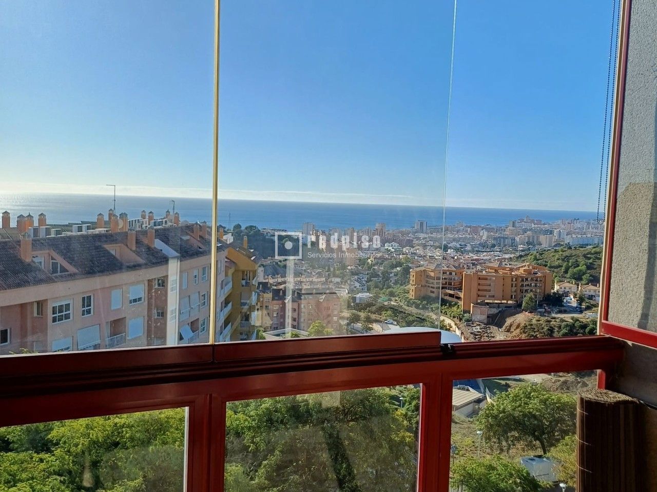 Piso en venta en calle De La Reina Doña Urraca, Fuengirola, Málaga 2/20