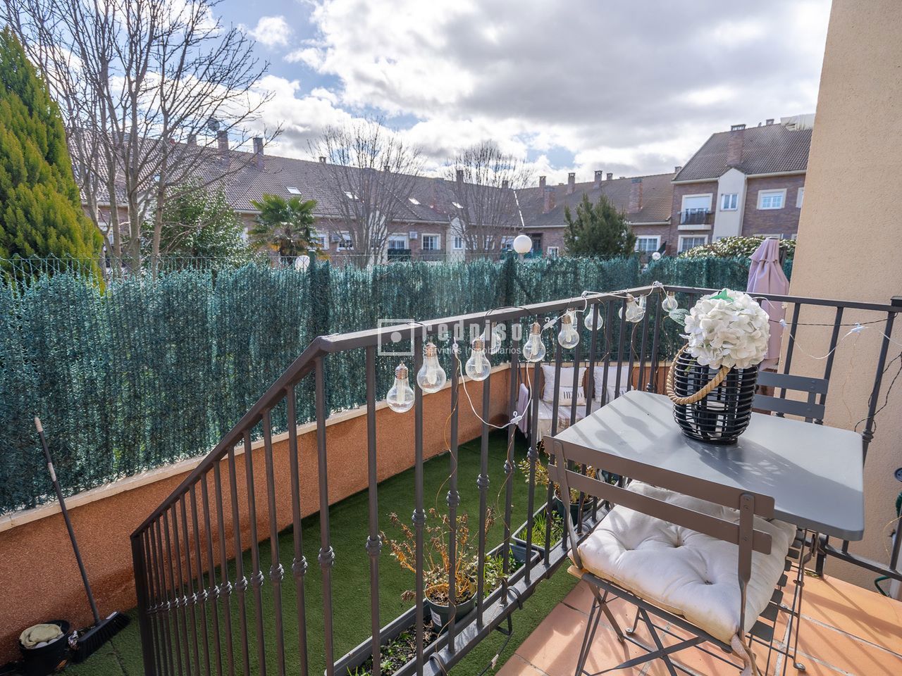 Piso en venta en calle De Cantabria, Arroyomolinos, Madrid 8/31