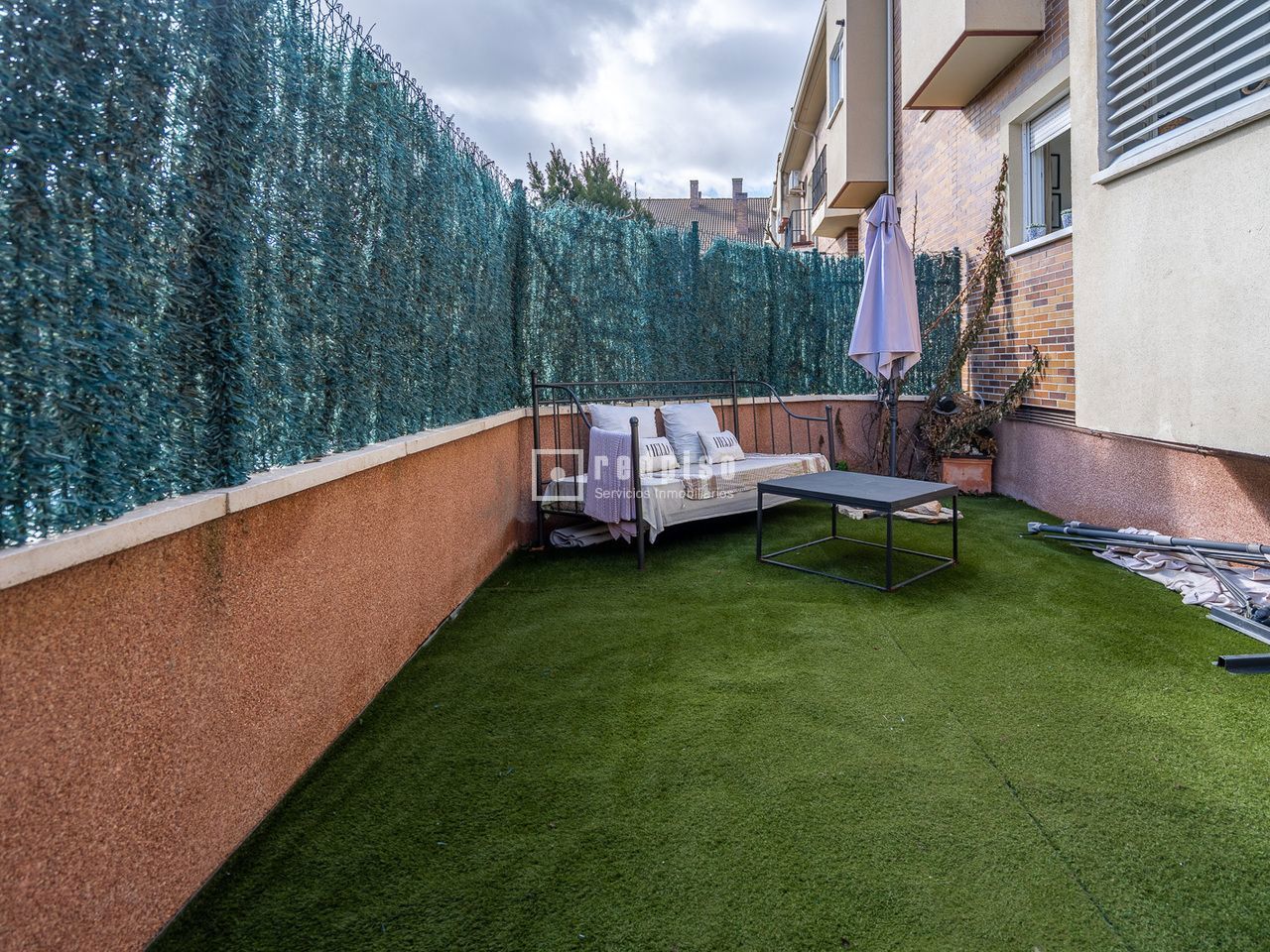 Piso en venta en calle De Cantabria, Arroyomolinos, Madrid 12/31