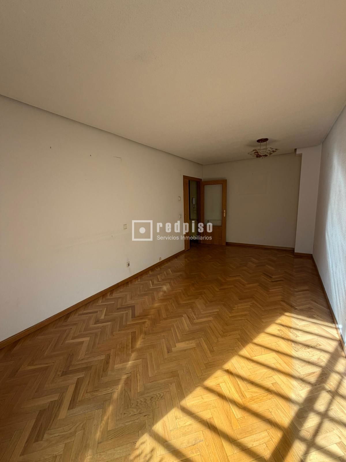 Piso en venta en calle De La Ladera De Los Almendros, Vicálvaro, Madrid 19/29