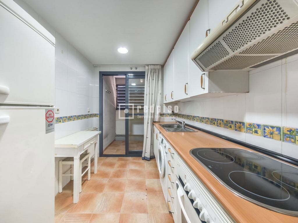 Piso en venta en calle De La Ladera De Los Almendros, Vicálvaro, Madrid 12/29