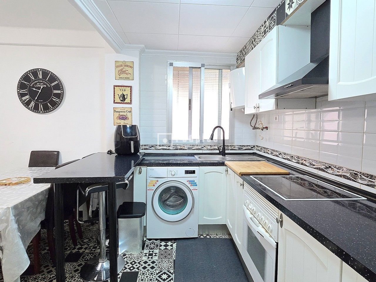 Piso en venta en  Xirivella, Valencia  8/29