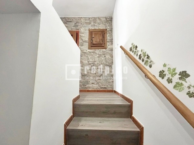 Casa en venta  Valdeavellano, Guadalajara  11/17