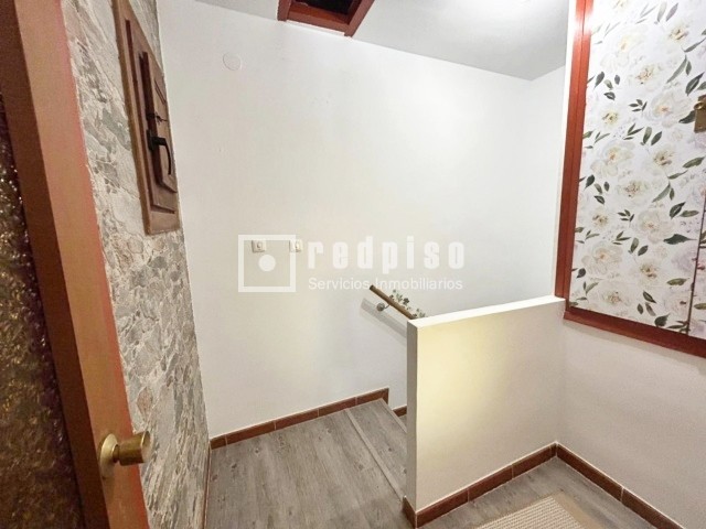 Casa en venta  Valdeavellano, Guadalajara  12/17