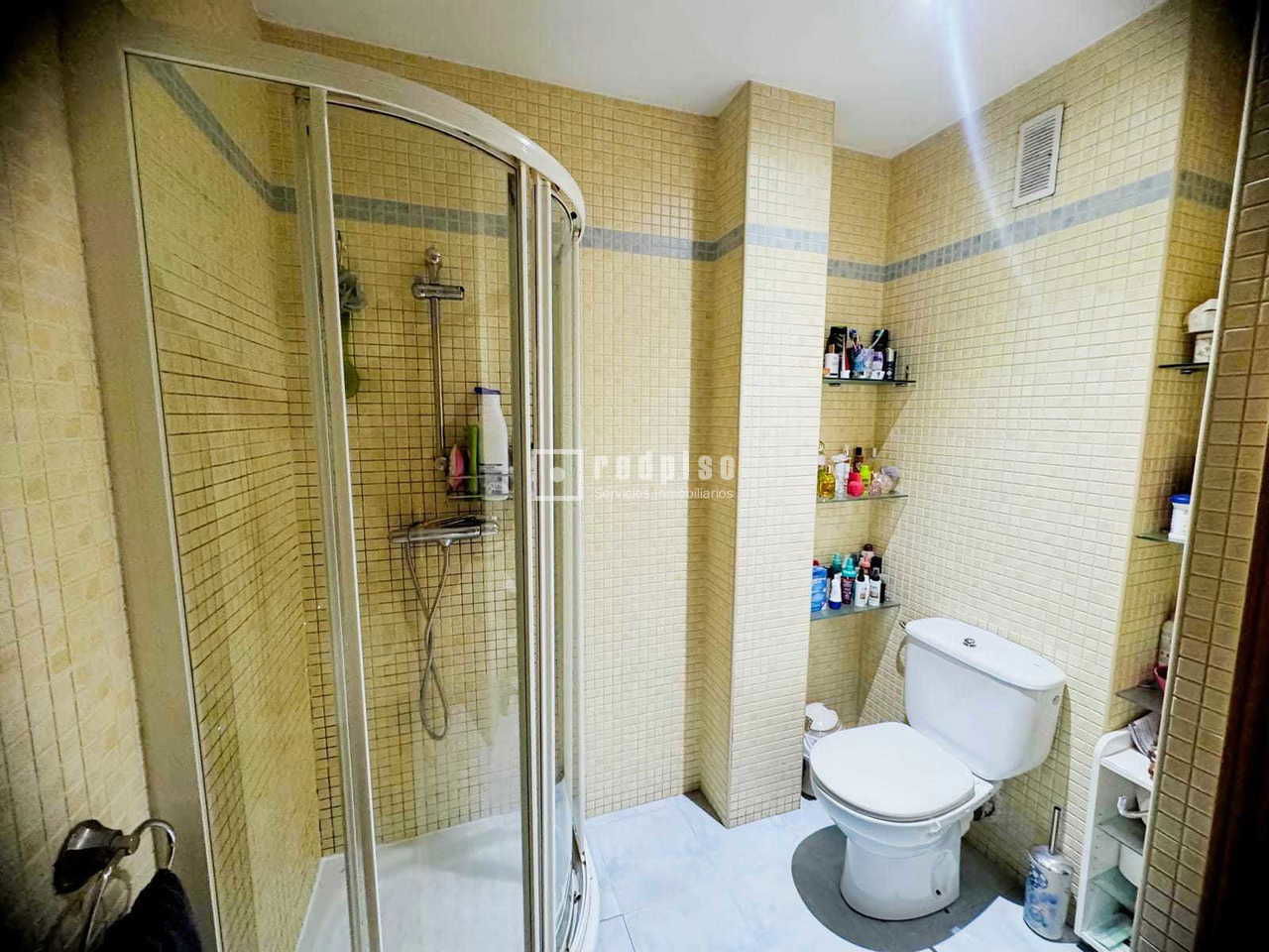 Piso en venta en  calle de la Presa, San Fernando de Henares, Madrid  10/12