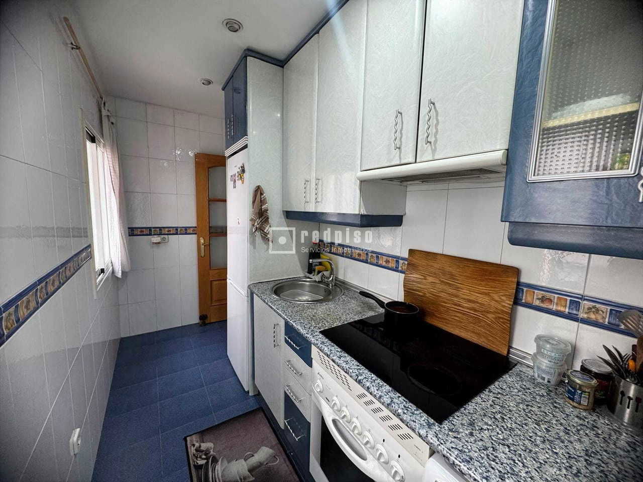 Piso en venta en  calle de la Presa, San Fernando de Henares, Madrid  5/12