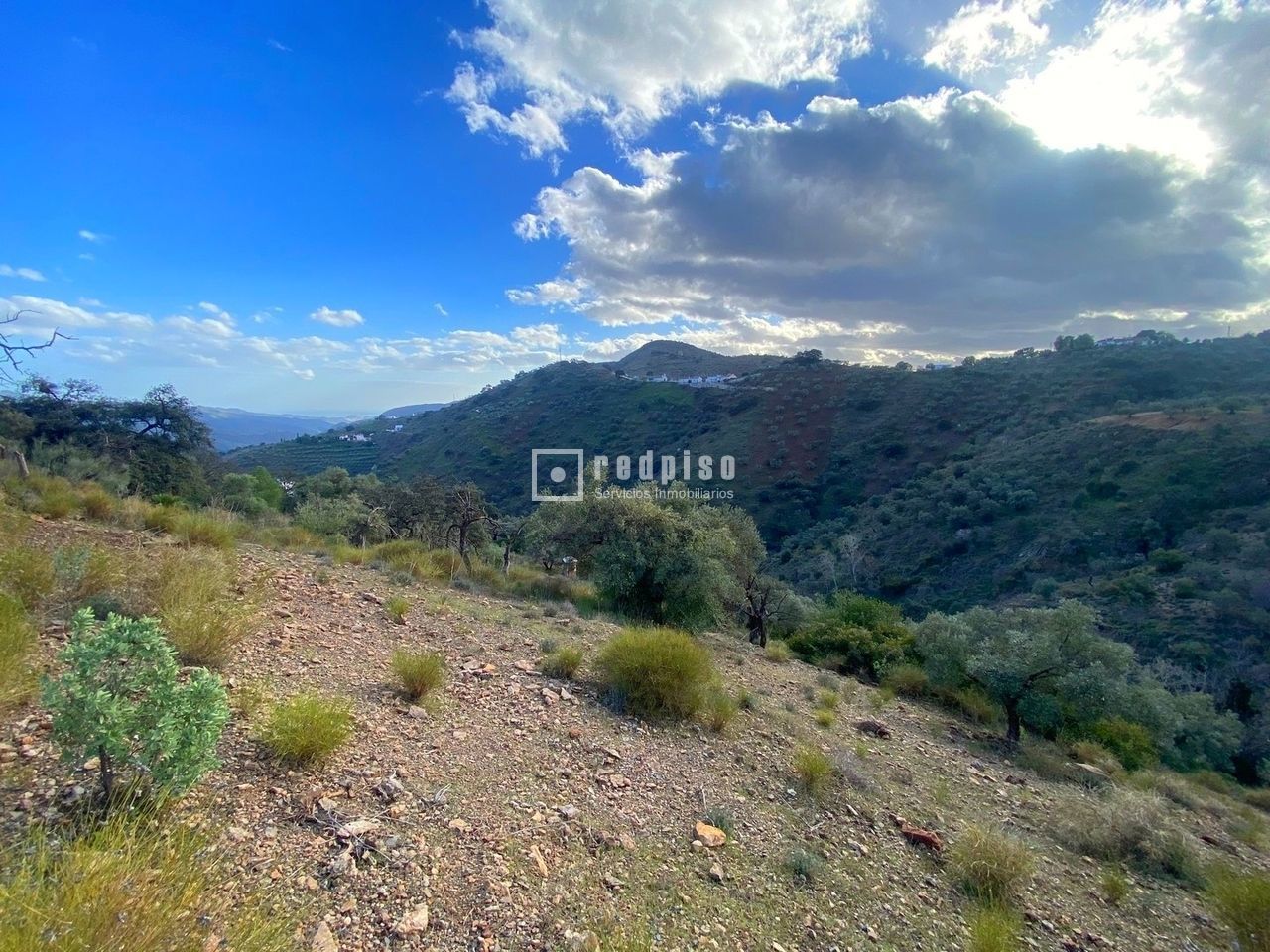 Terreno en venta en calle Polígono 10, Casabermeja 2/19