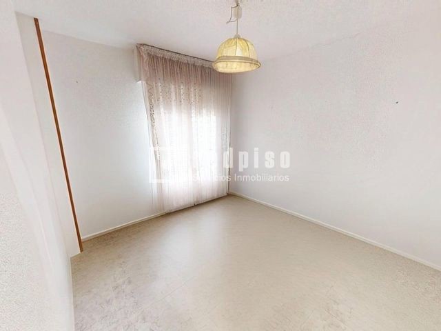 Piso en venta en calle Del Pintor Pedro Camacho, Alicante (alacant), Alicante 12/24