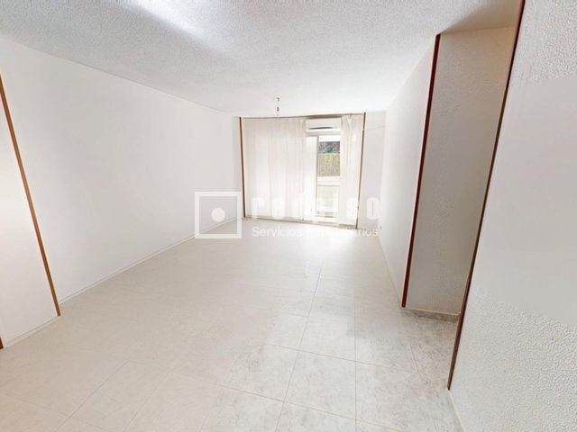 Piso en venta en calle Del Pintor Pedro Camacho, Alicante (alacant), Alicante 3/24