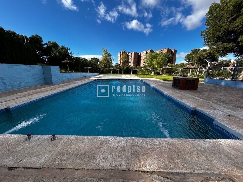 Piso en venta en calle Del Pintor Pedro Camacho, Alicante (alacant), Alicante 16/24