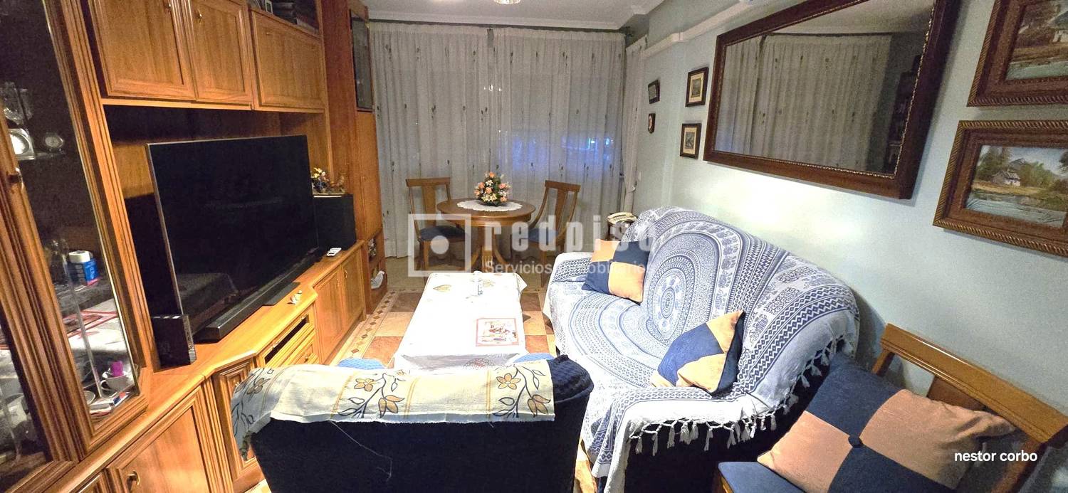 Piso en venta en Torrejón De Ardoz, Madrid 5/22