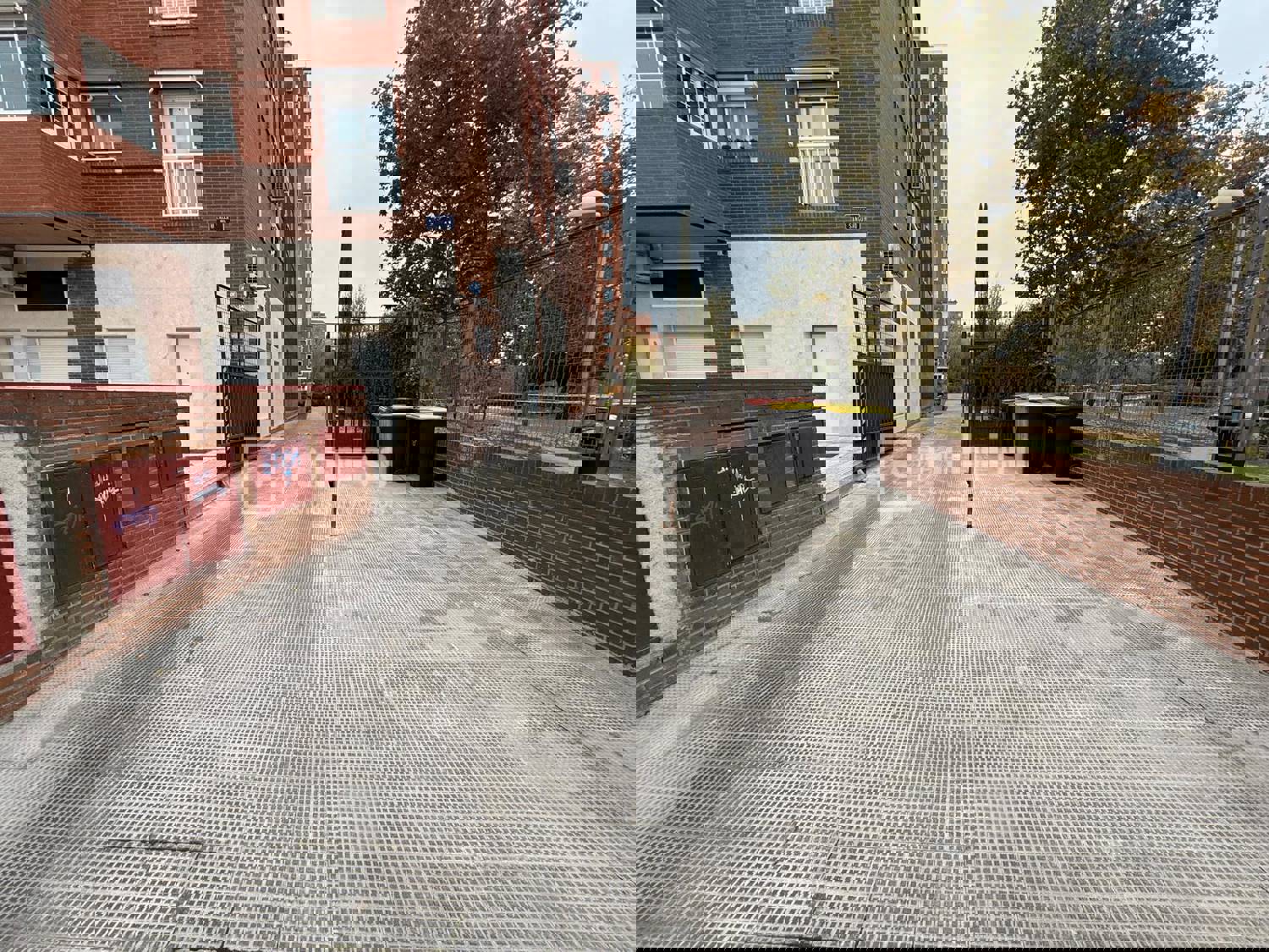 Parking en alquiler en calle Del Damasquillo, Latina, Madrid 3/9