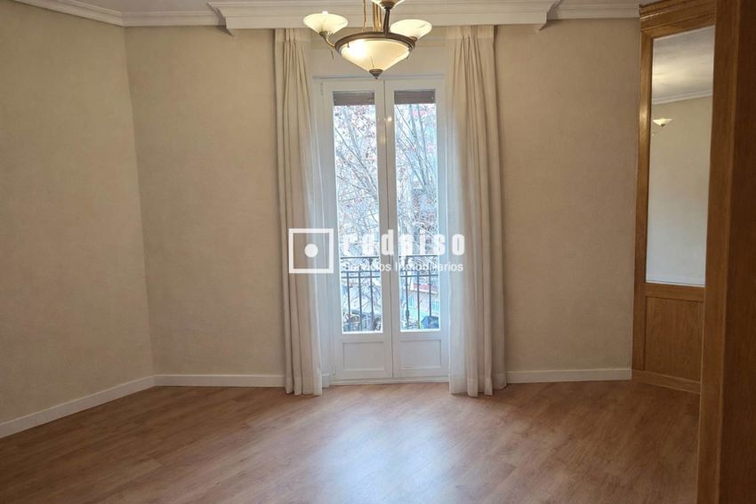 Piso en venta en Paseo de las Delicias, Delicias, Arganzuela, Madrid ...