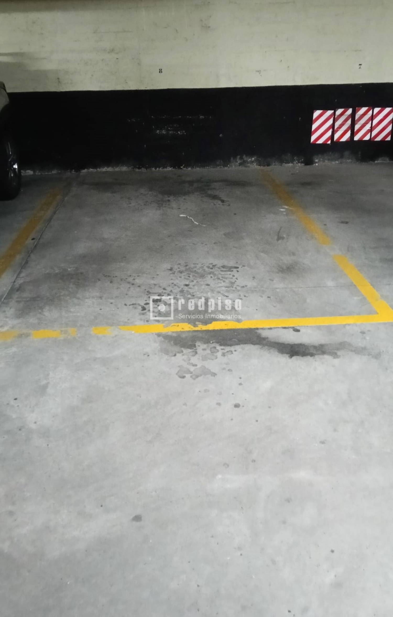 Garaje en alquiler en  calle de Julio López, Madrid  2/4