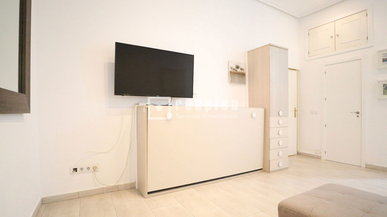 Piso en venta en calle De Monteleón, Madrid, Madrid 5/14