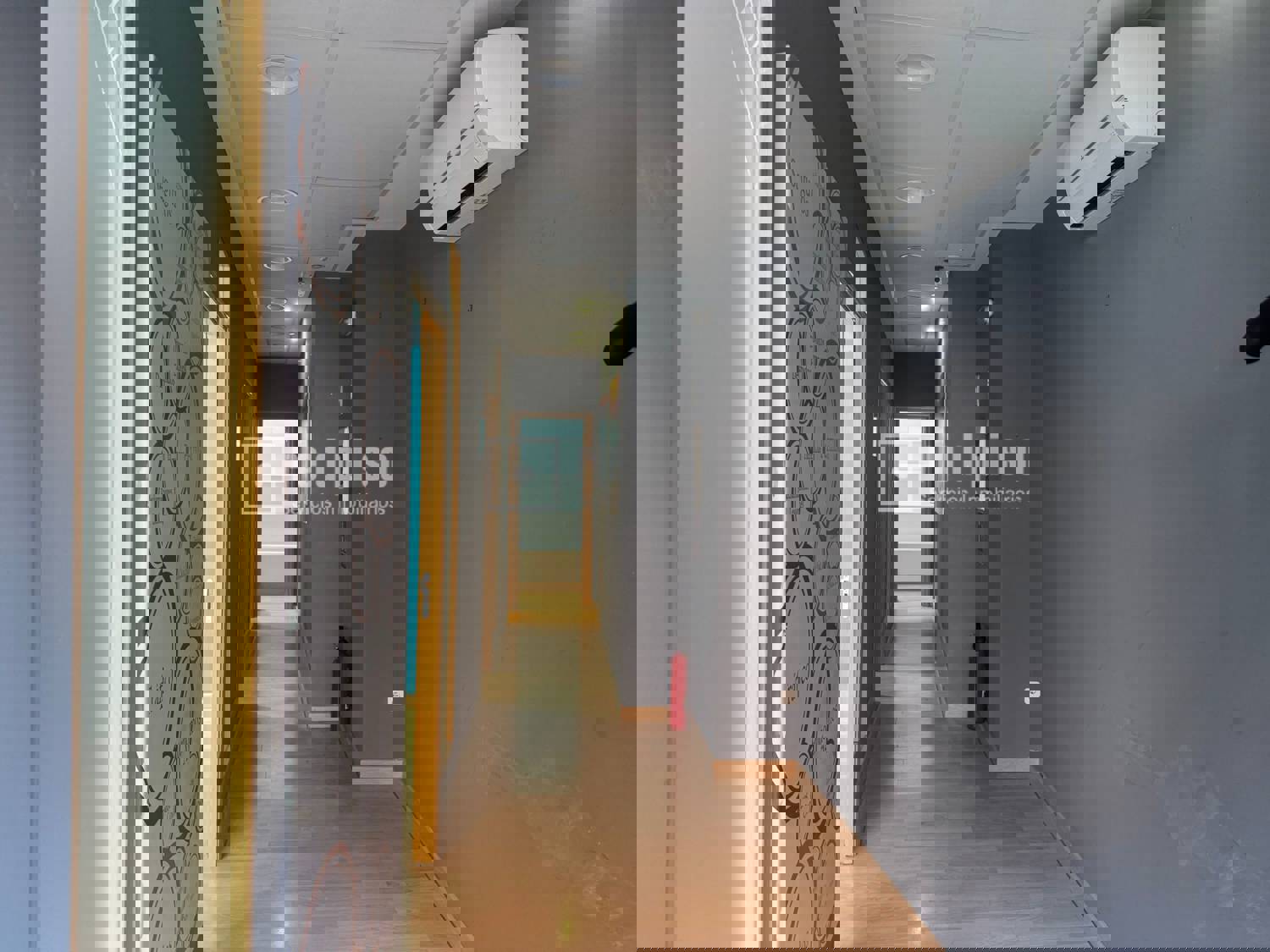 Local en venta en avenida De Pedro Díez, Carabanchel, Madrid 3/9