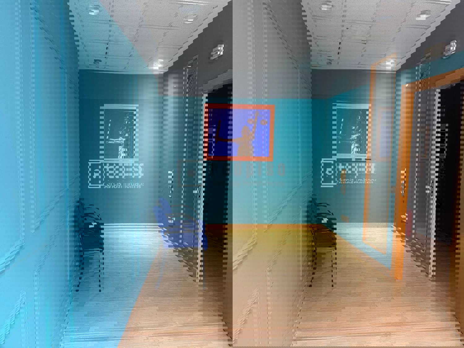 Local en venta en avenida De Pedro Díez, Carabanchel, Madrid 2/9