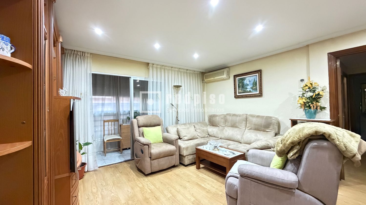 Piso en venta en  Zarzaquemada, Madrid  1/1