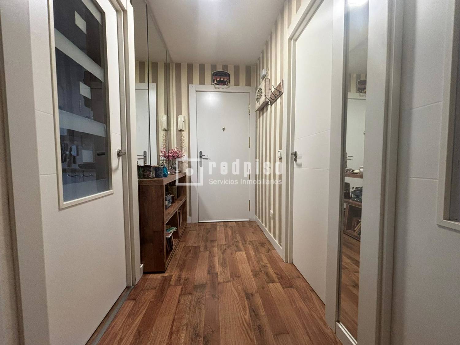 Piso en venta en calle Del Monseñor Óscar Romero, Madrid, Madrid 4/10