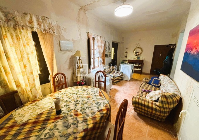 Casa en venta  Almoguera, Guadalajara  1/35