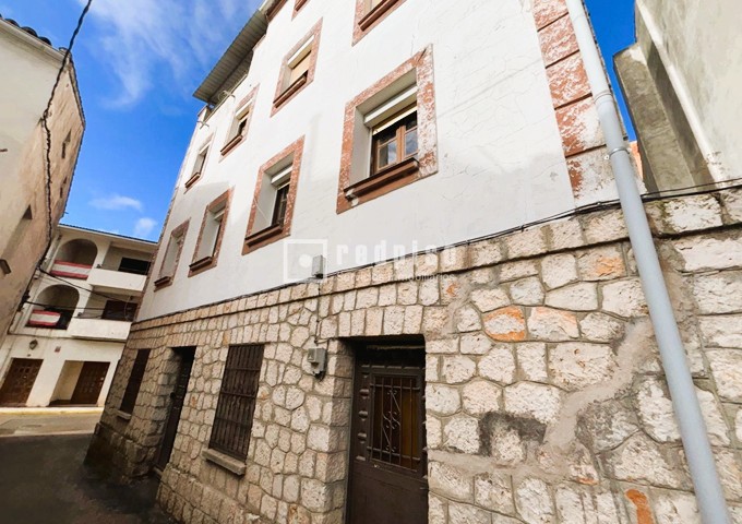 Casa en venta  Almoguera, Guadalajara  32/35