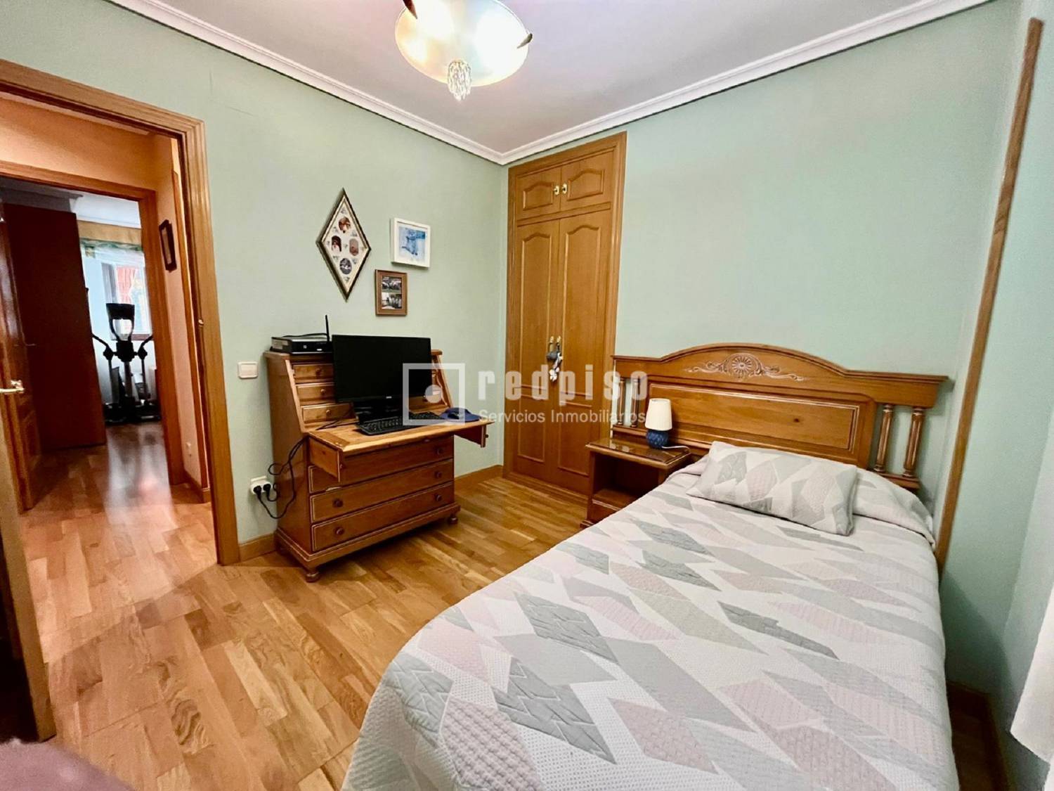 Piso en venta en  calle del Pintor Velázquez, Alcobendas, Madrid  8/30