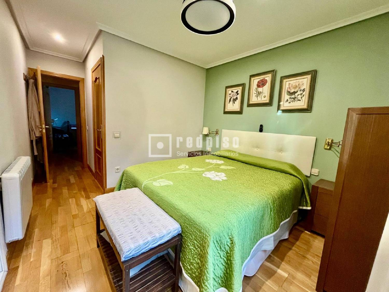 Piso en venta en  calle del Pintor Velázquez, Alcobendas, Madrid  17/30