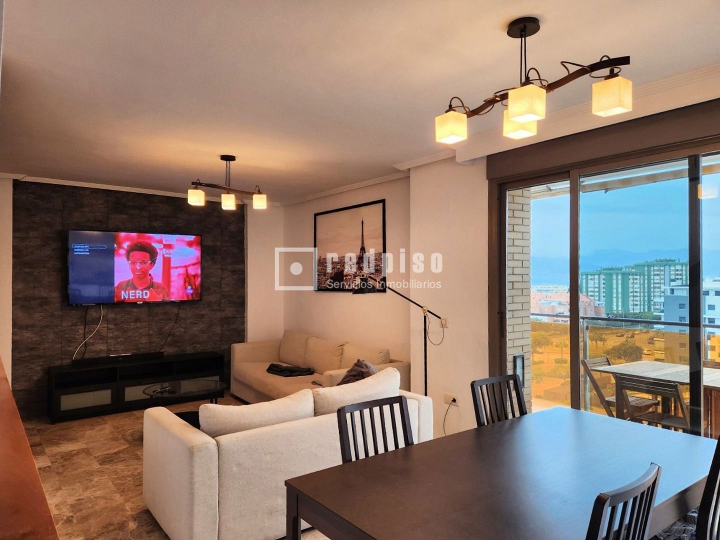 Piso en venta en calle De María Casares, Puerto De La Torre, Málaga 4/25