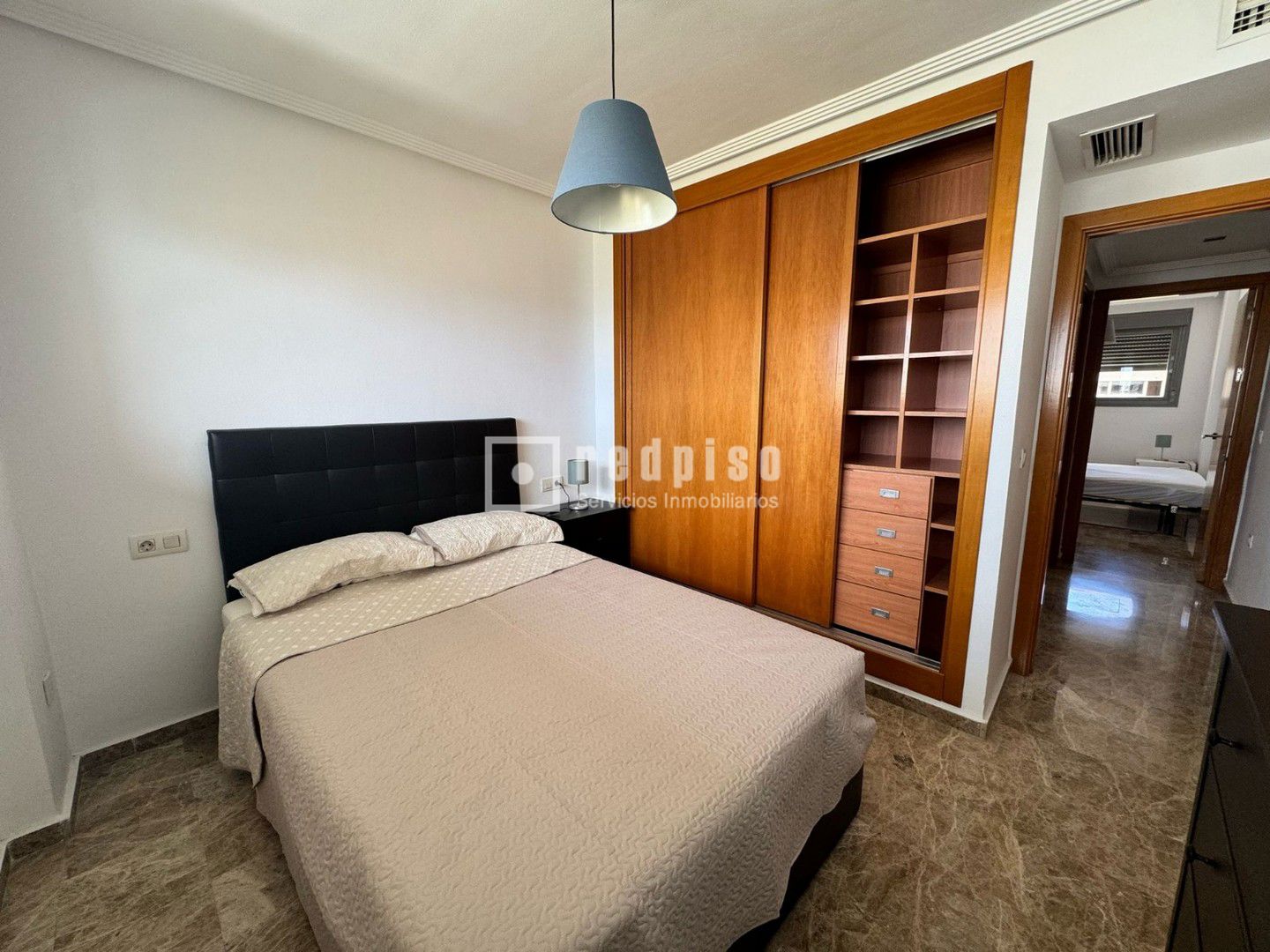 Piso en venta en calle De María Casares, Puerto De La Torre, Málaga 10/25