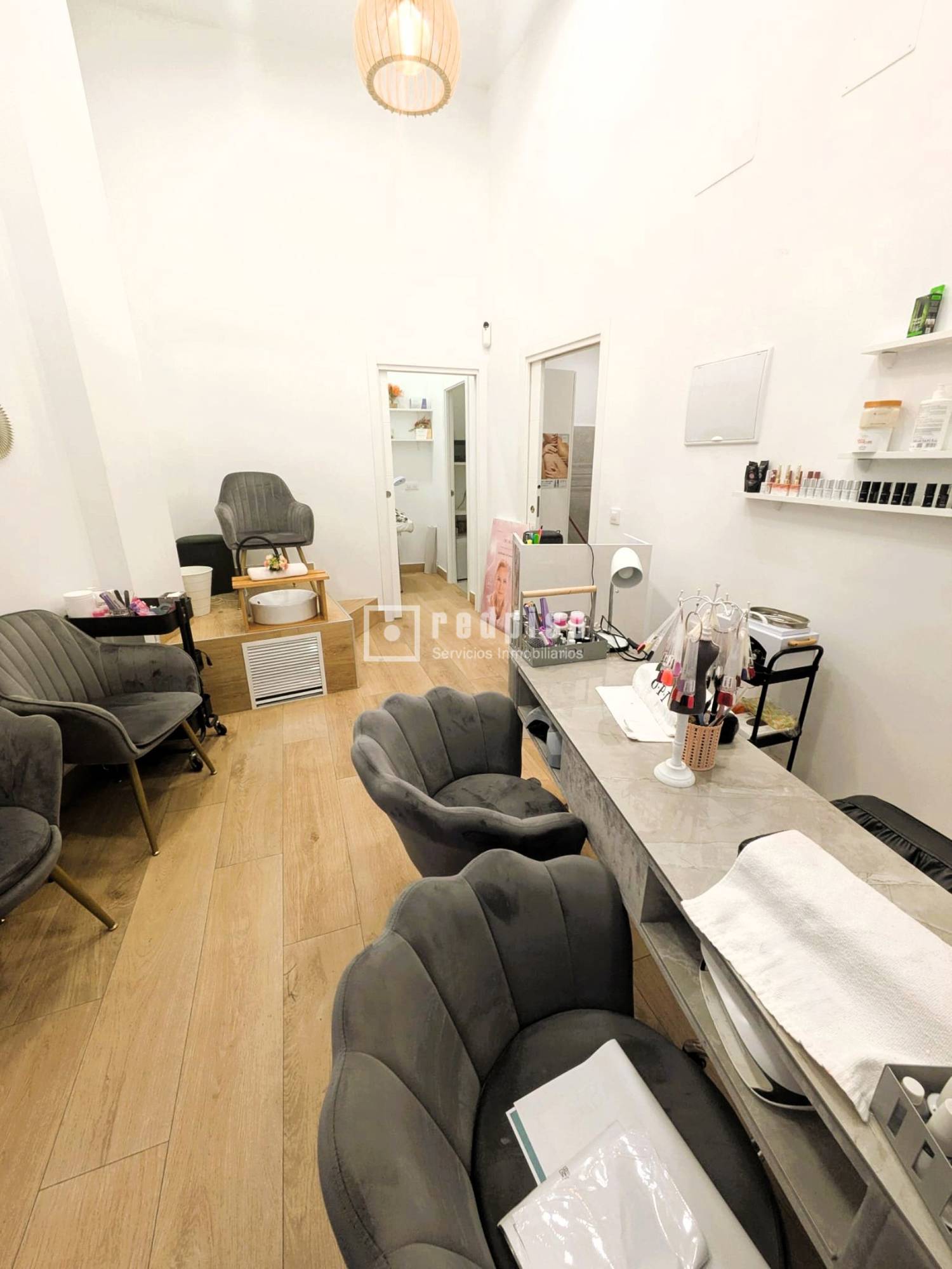 Local en venta en  calle de Castilla, 47, Madrid  1/1