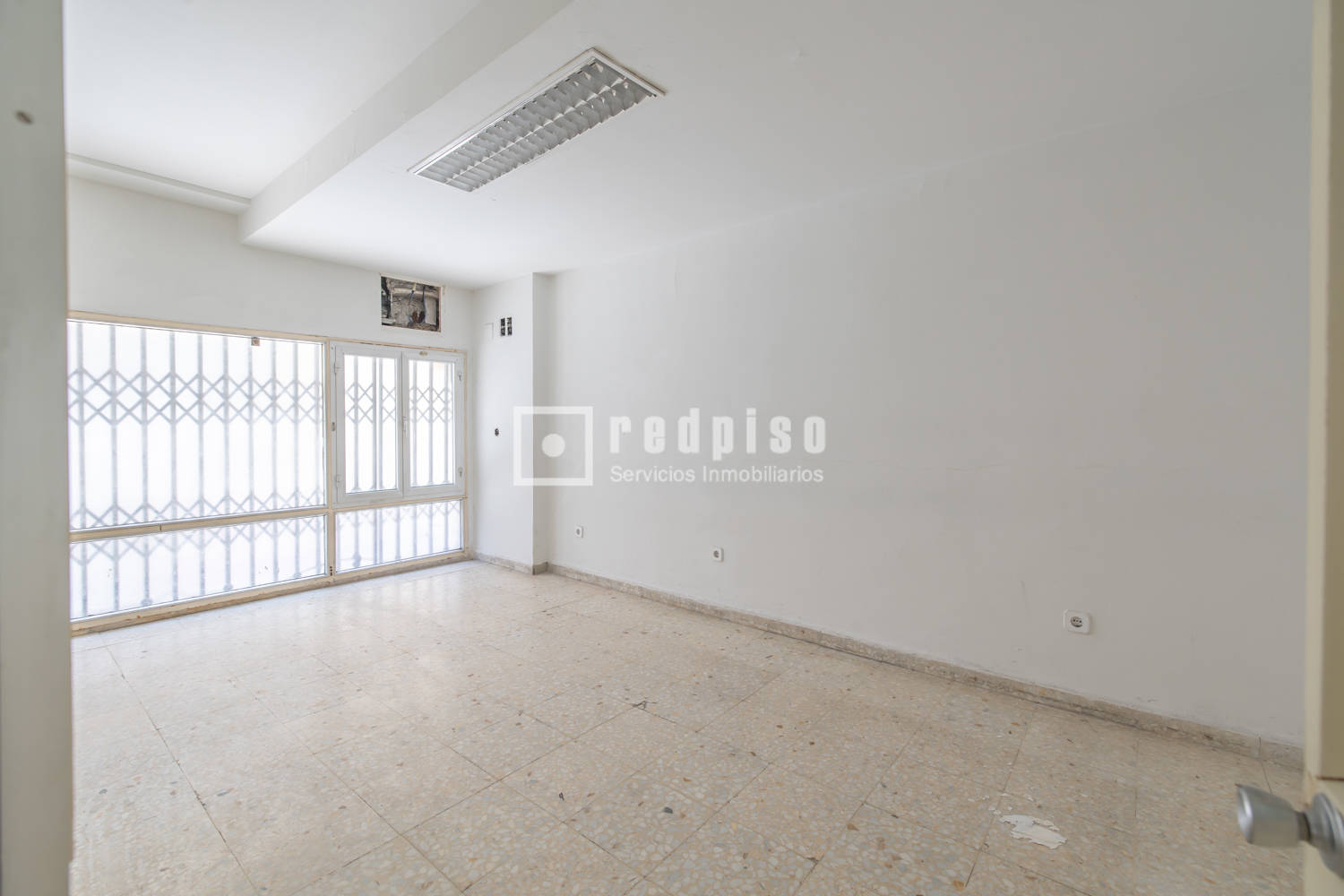 Local en venta en calle De Vizcaya, Madrid, Madrid 24/29