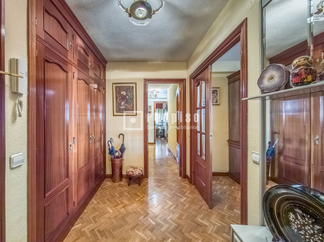 Piso en venta en  Alcorcón, Madrid  3/25