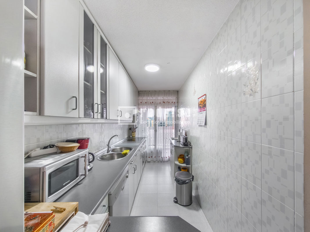 Piso en venta en  Alcorcón, Madrid  11/25
