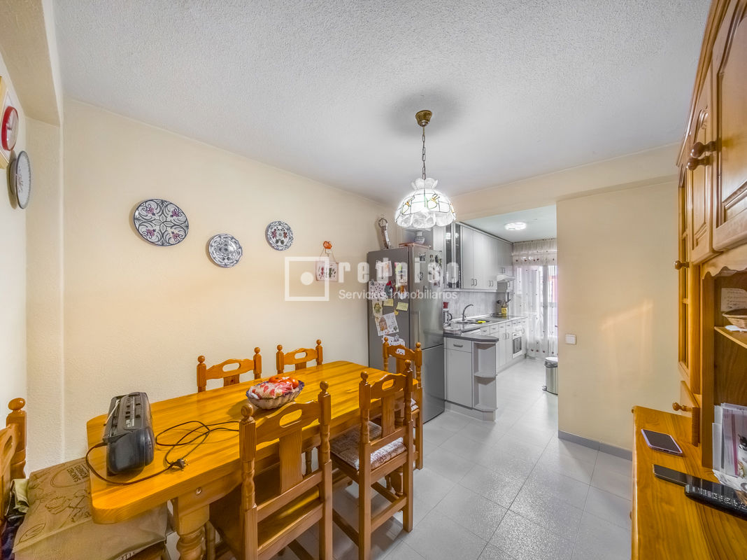Piso en venta en  Alcorcón, Madrid  10/25