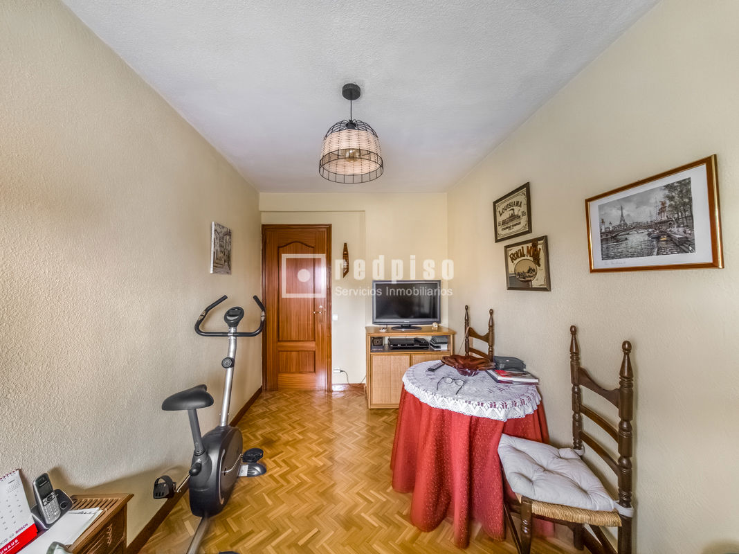 Piso en venta en  Alcorcón, Madrid  15/25