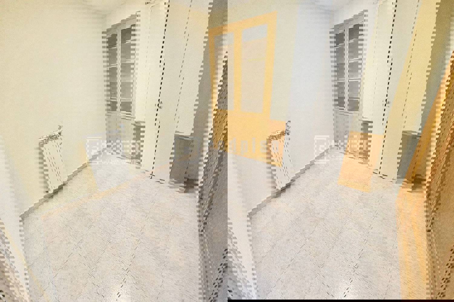 Local en alquiler en plaza De San Amaro, Tetuán, Madrid 15/16