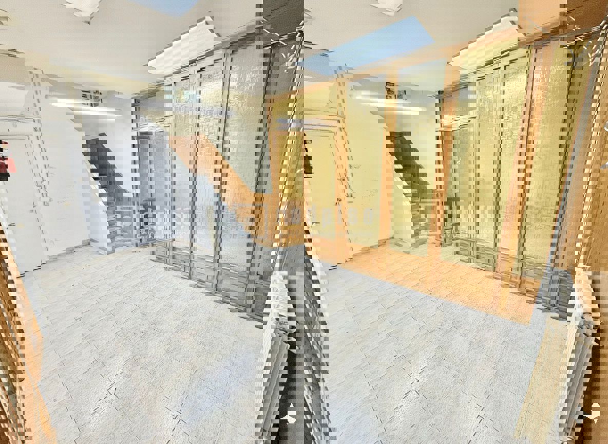 Local en alquiler en plaza De San Amaro, Tetuán, Madrid 7/16