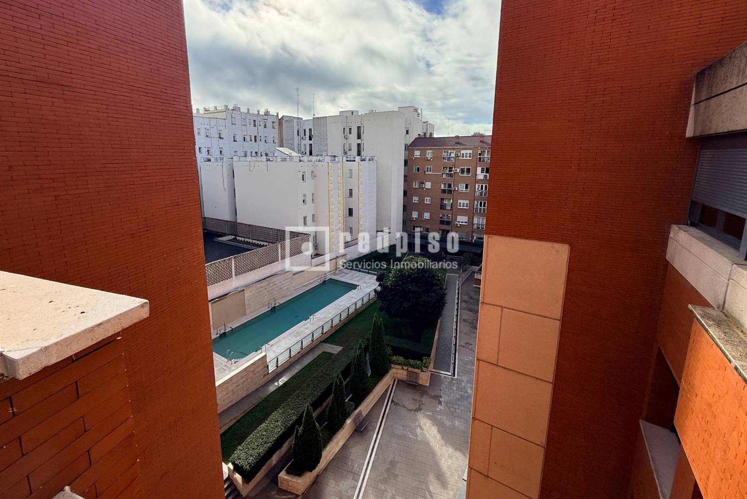 Piso en alquiler en calle De Lope De Rueda, Madrid, Madrid 13/25