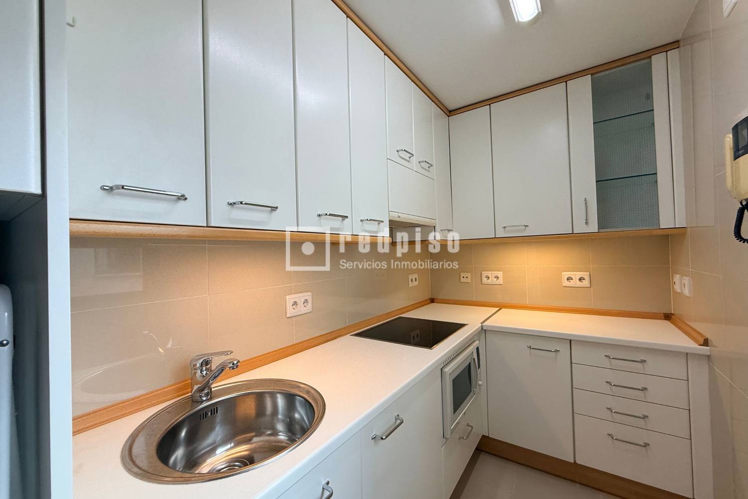 Piso en alquiler en calle De Lope De Rueda, Madrid, Madrid 10/25